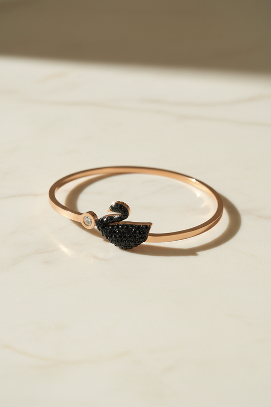 Swan Black Stone Bracelet