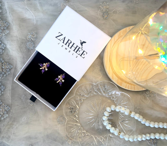 Perannial English lock stud