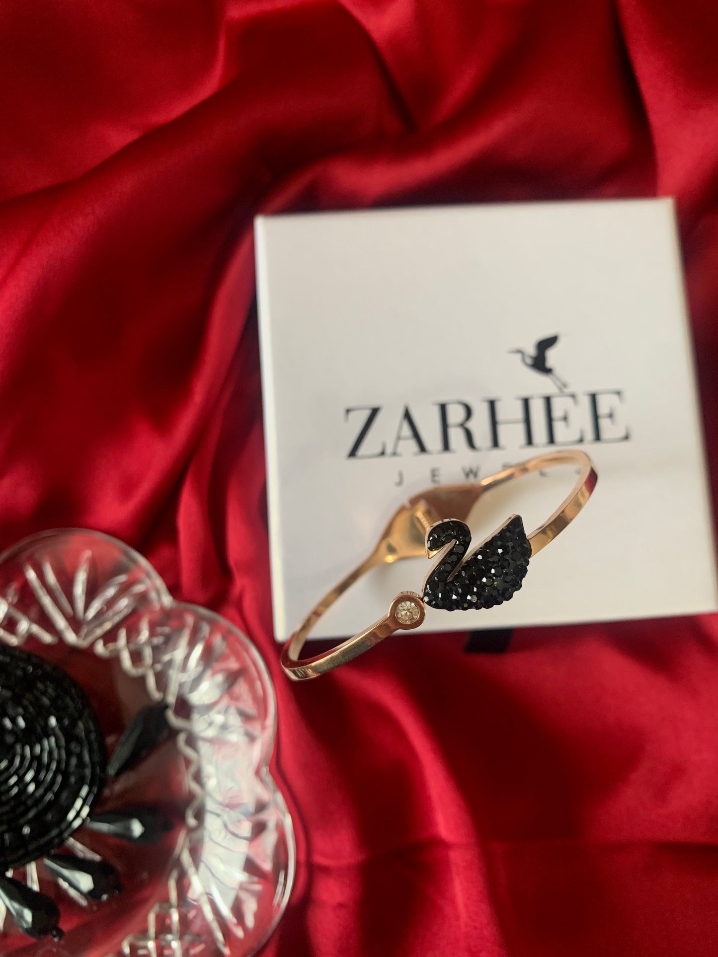 Swan Black Stone Bracelet