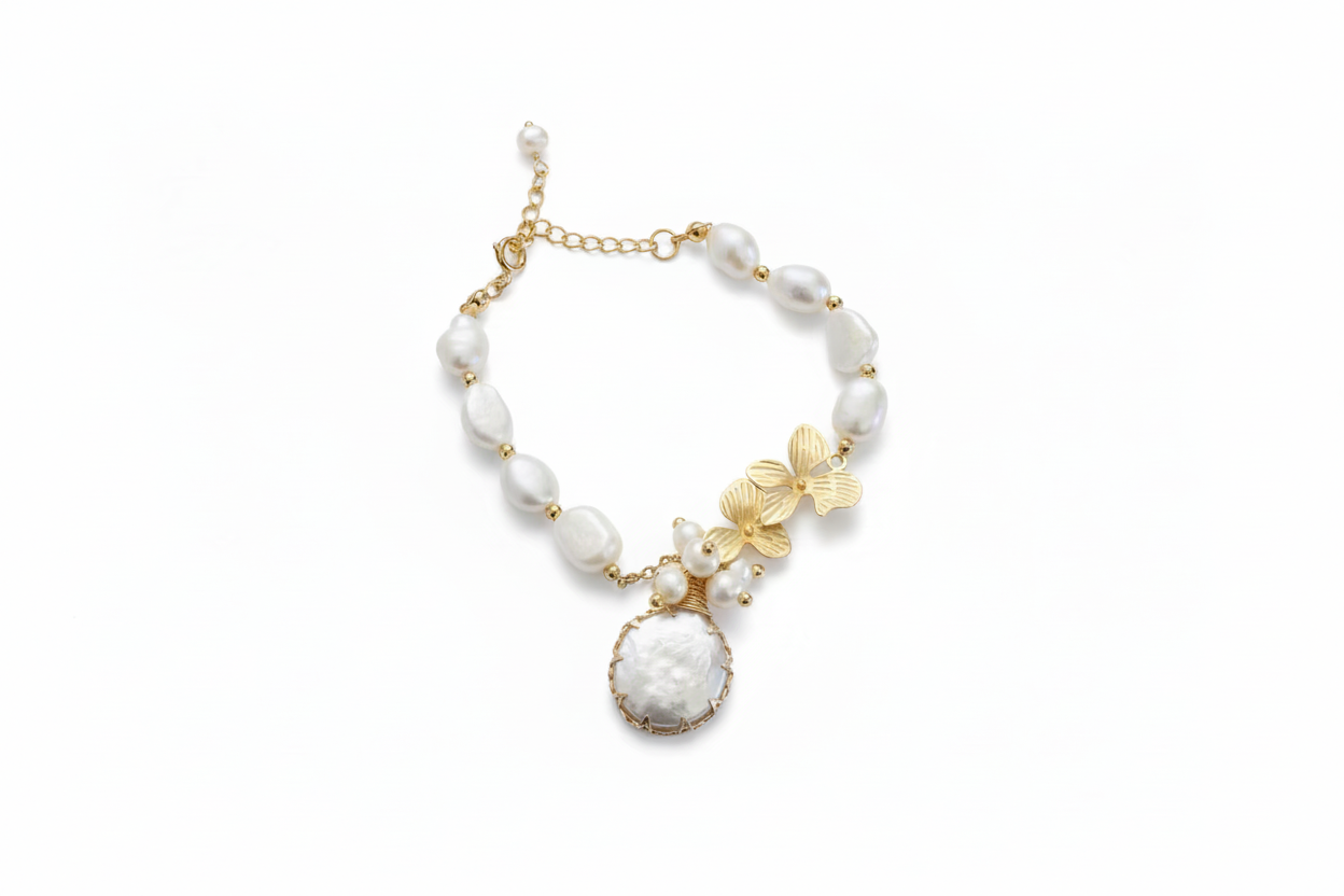 Zarhee Pearl Bracelet - Fresh Baroque Pearl 18K Gold Plated