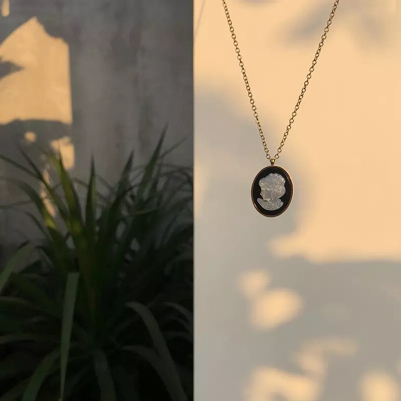 La-Perle Parisian Necklace - 18k Gold Plated