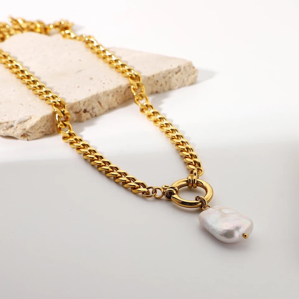 PEARL CUBAN Necklace | 18k Gold Plated | Hypoallergenic